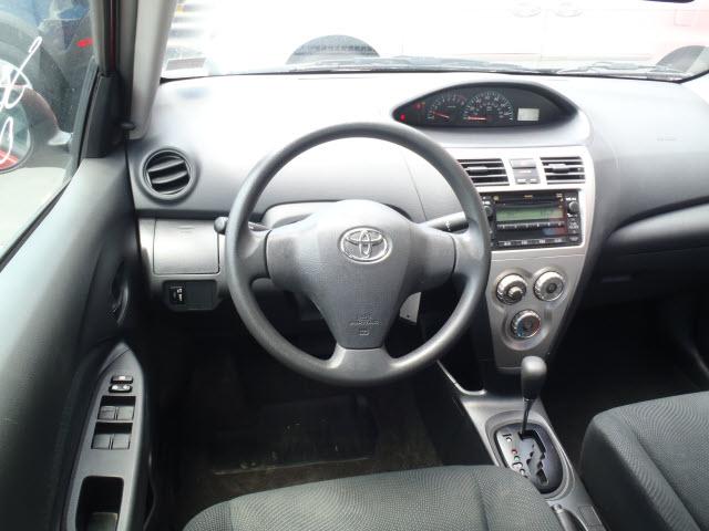 Toyota Yaris 2009 photo 5