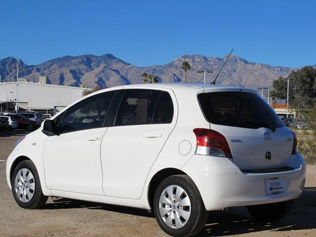 Toyota Yaris 2010 photo 4