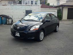 Toyota Yaris 2010 photo 1