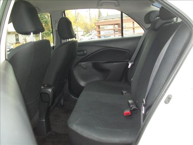 Toyota Yaris 2010 photo 4