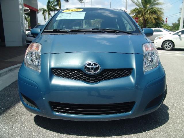 Toyota Yaris 2010 photo 5