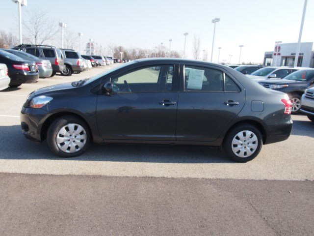 Toyota Yaris 2011 photo 5