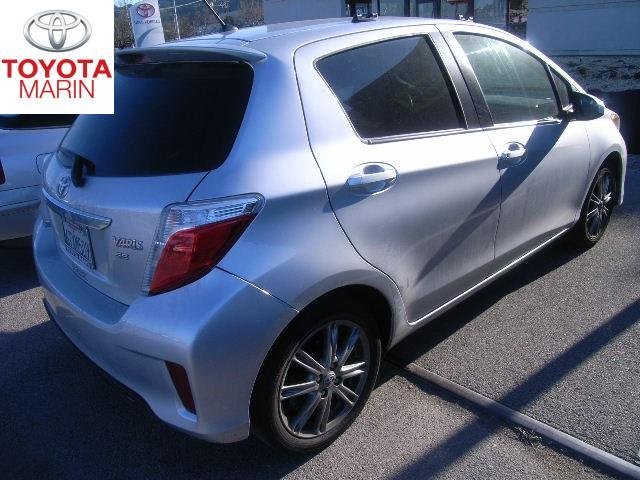 Toyota Yaris 2012 photo 3