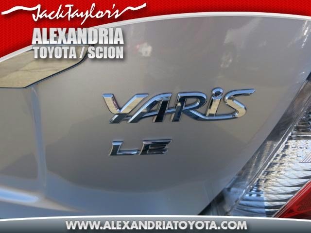 Toyota Yaris 2012 photo 5