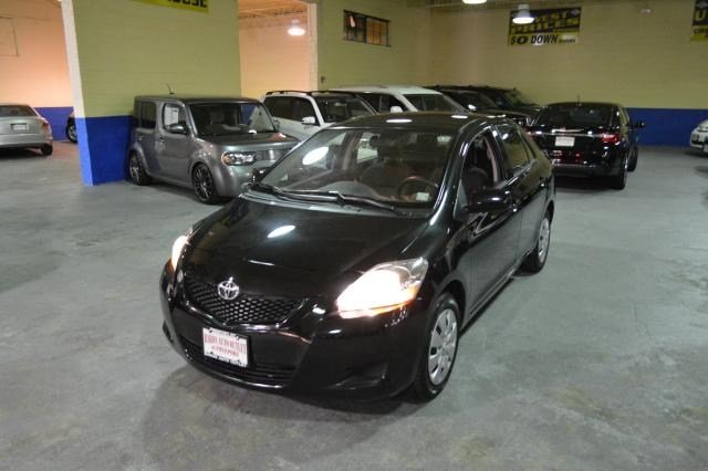 Toyota Yaris 2012 photo 3