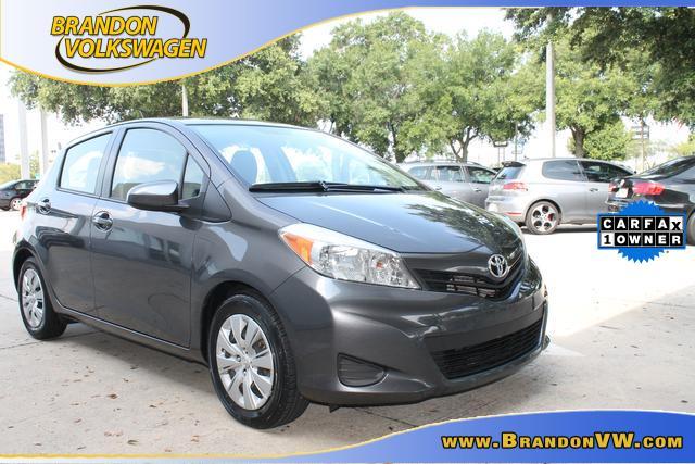 Toyota Yaris 2012 photo 1