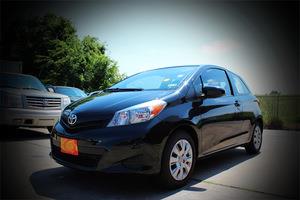 Toyota Yaris 2012 photo 3