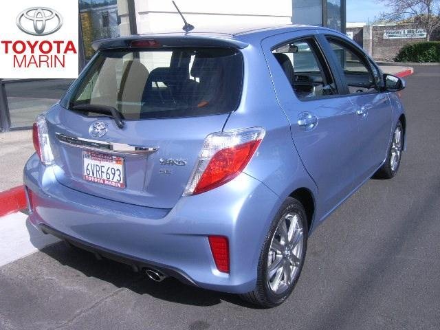 Toyota Yaris 2012 photo 3