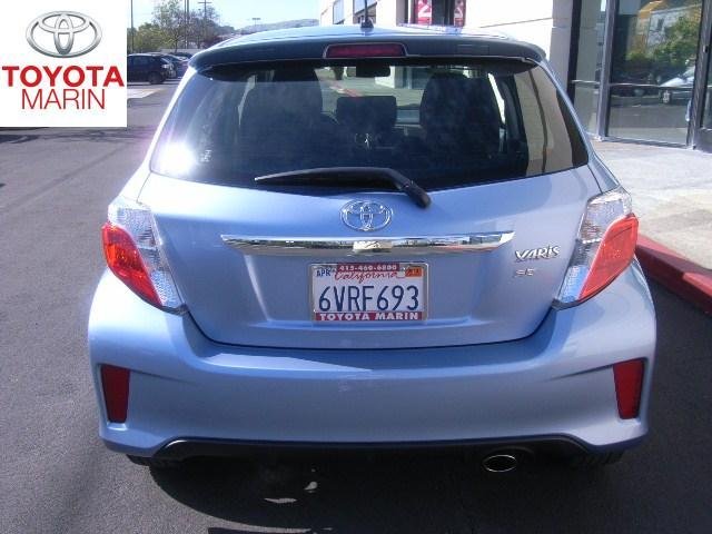 Toyota Yaris 2012 photo 5