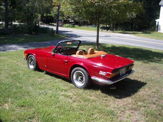 Triumph TR6 1971 photo 1