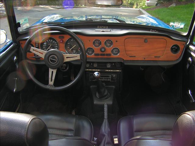 Triumph TR6 1976 photo 3