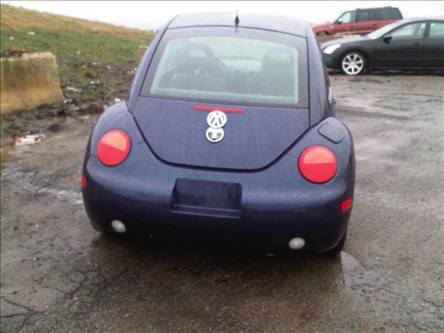 Volkswagen Beetle 1999 photo 1