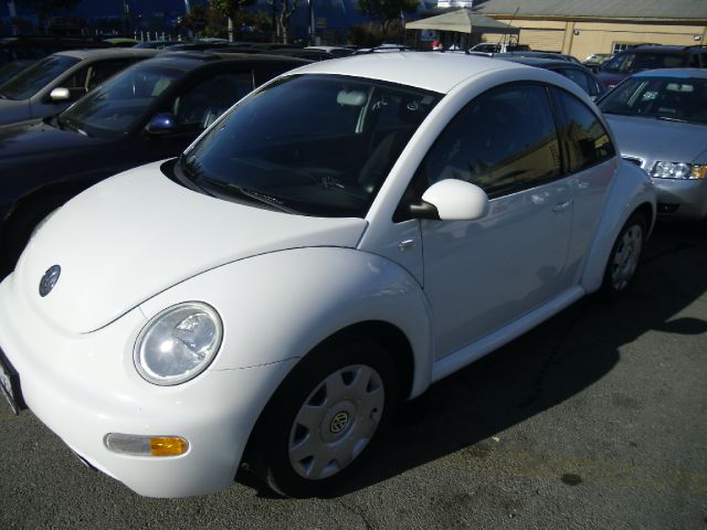 Volkswagen Beetle 2001 photo 4