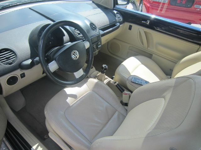 Volkswagen Beetle 2001 photo 1