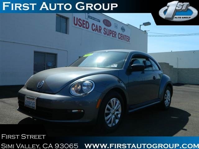 Volkswagen Beetle 2012 photo 1