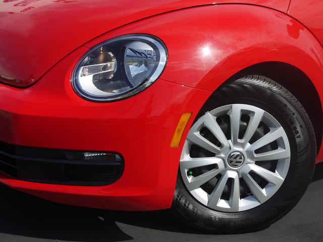 Volkswagen Beetle 2012 photo 5