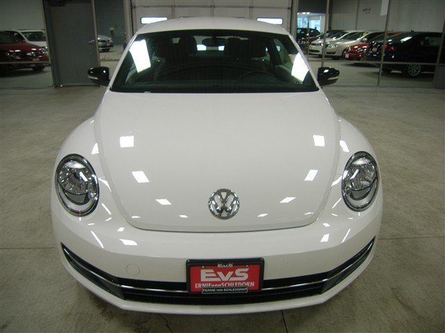 Volkswagen Beetle 2012 photo 4