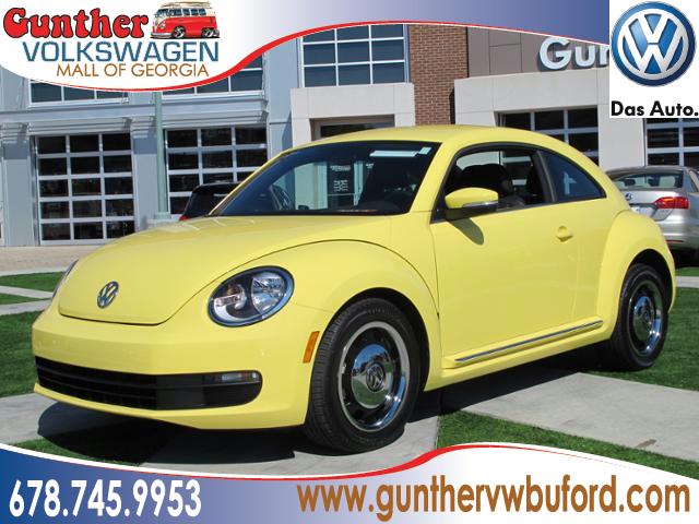 Volkswagen Beetle 2012 photo 1