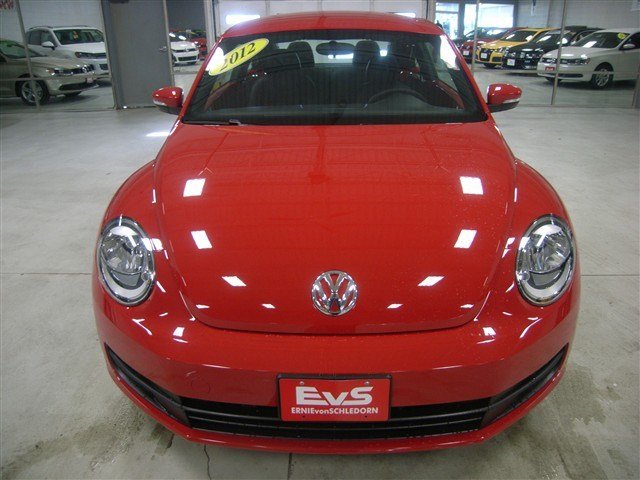 Volkswagen Beetle 2012 photo 1