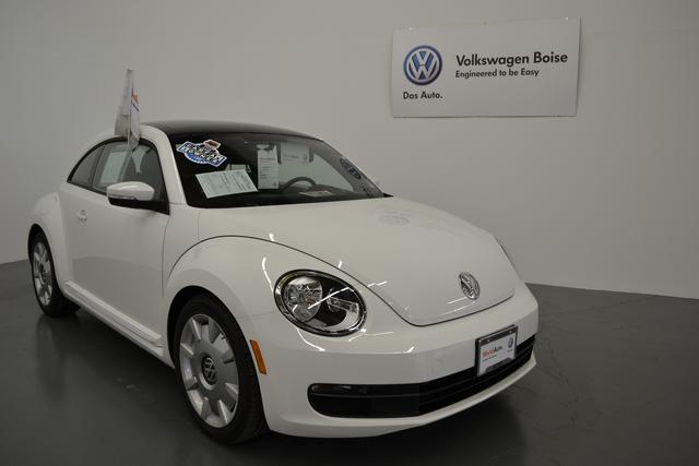 Volkswagen Beetle 2012 photo 2