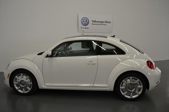 Volkswagen Beetle 2012 photo 3