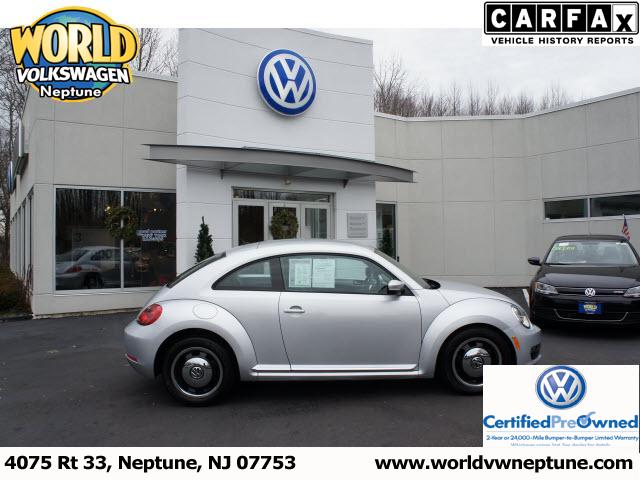 Volkswagen Beetle 2012 photo 4