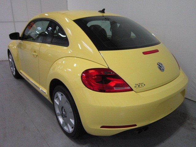 Volkswagen Beetle 2012 photo 4