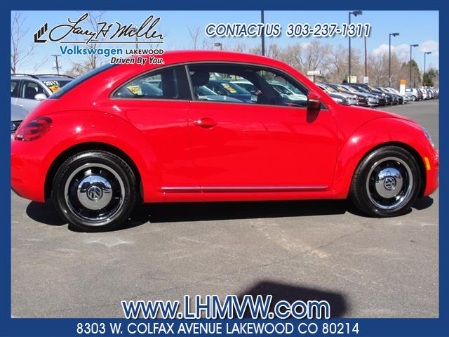 Volkswagen Beetle 2012 photo 3