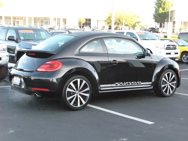 Volkswagen Beetle 2012 photo 3