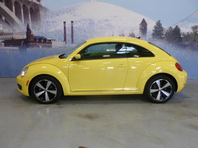 Volkswagen Beetle 2012 photo 1