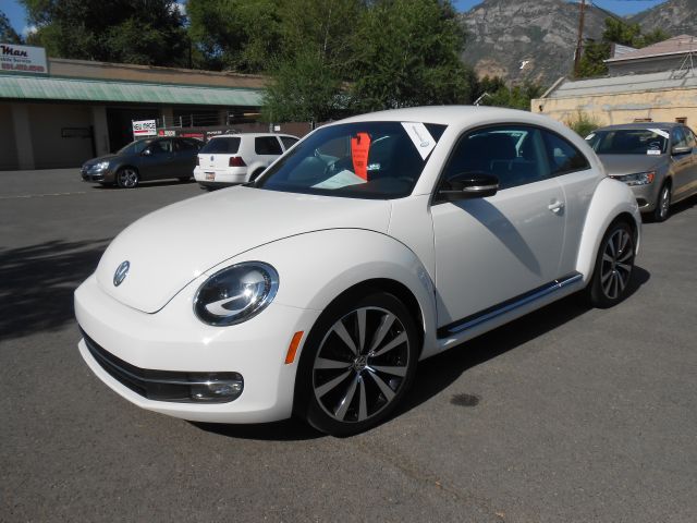 Volkswagen Beetle 2012 photo 3