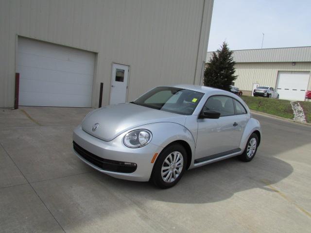 Volkswagen Beetle 2012 photo 3