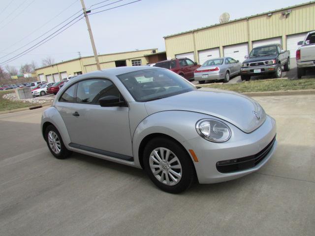 Volkswagen Beetle 2012 photo 5