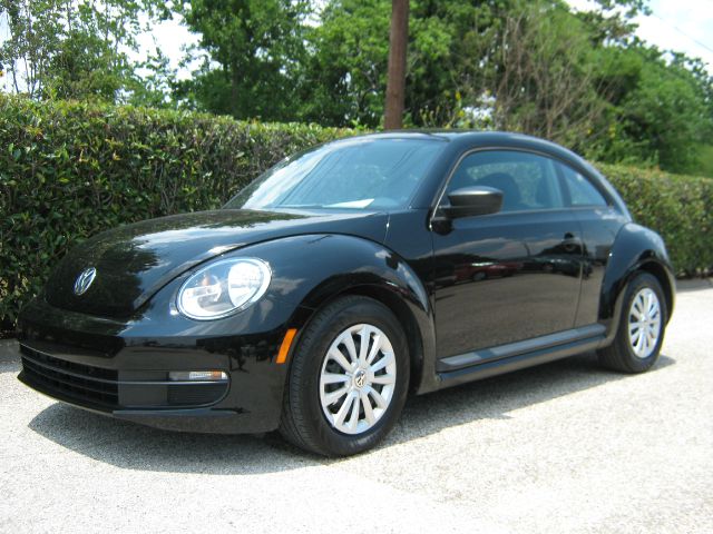 Volkswagen Beetle 2012 photo 4