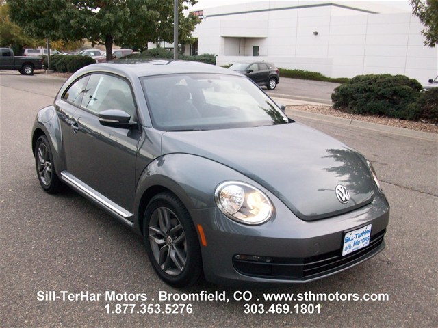 Volkswagen Beetle 2012 photo 1