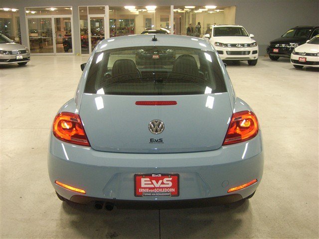 Volkswagen Beetle 2012 photo 4