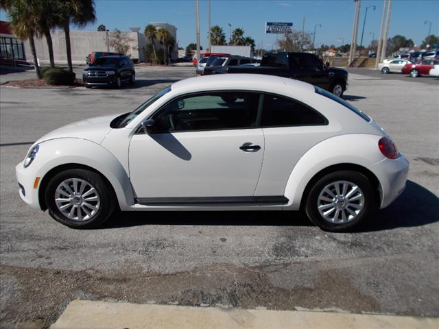 Volkswagen Beetle Base Unspecified