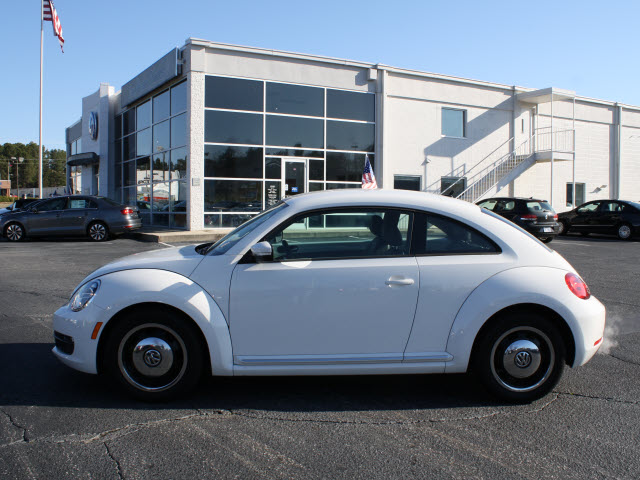 Volkswagen Beetle 2012 photo 5