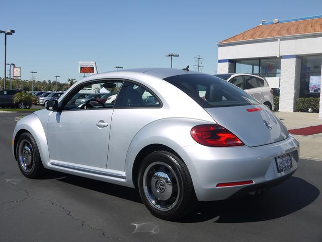 Volkswagen Beetle 2012 photo 4