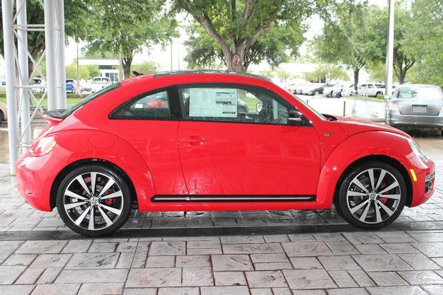 Volkswagen Beetle 2013 photo 1