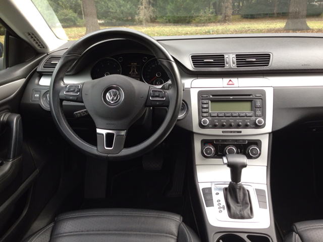 Volkswagen CC 2009 photo 3