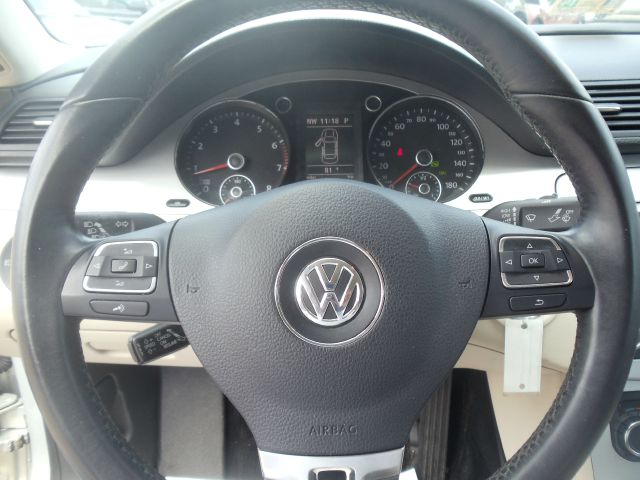 Volkswagen CC 2009 photo 1