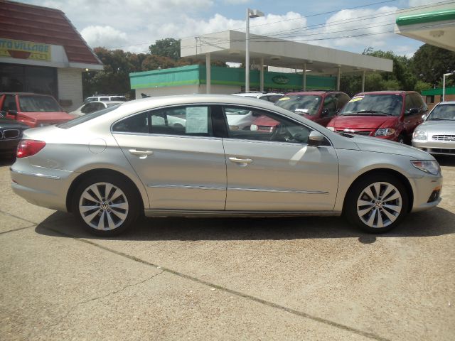 Volkswagen CC 2009 photo 15