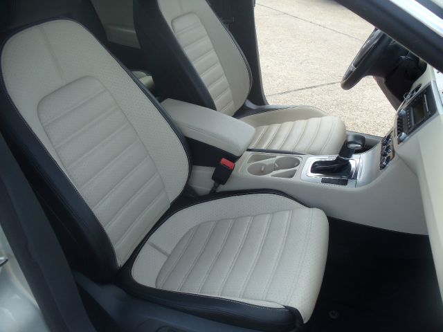 Volkswagen CC 2009 photo 2