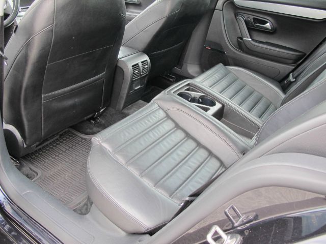 Volkswagen CC 2009 photo 47