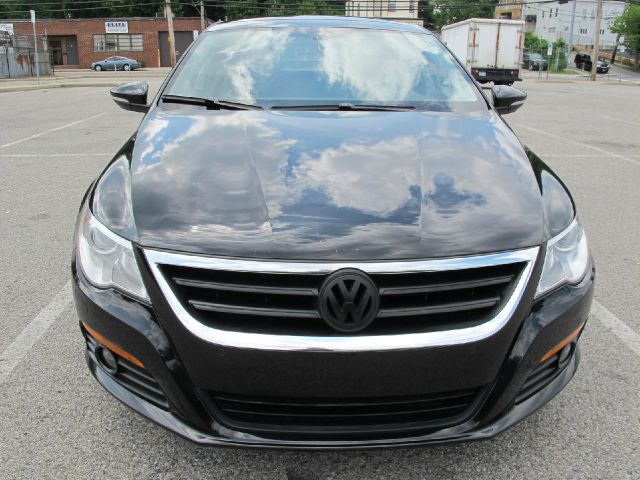 Volkswagen CC 2009 photo 57