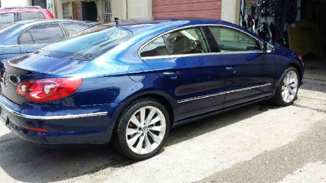 Volkswagen CC 2009 photo 3