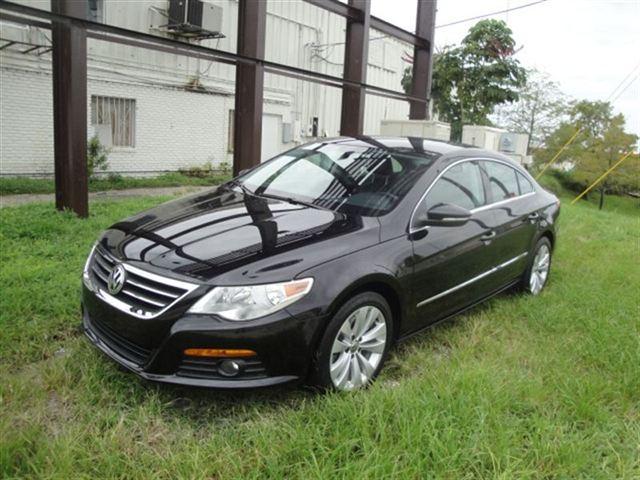 Volkswagen CC 2.0T Sedan