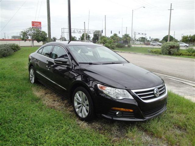 Volkswagen CC 2009 photo 2