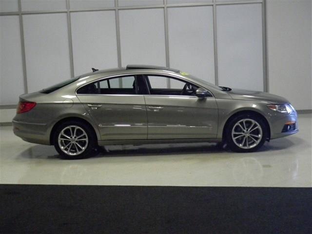 Volkswagen CC 2009 photo 1